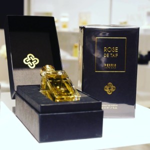 Extraits de Parfum by Perris Monte Carlo